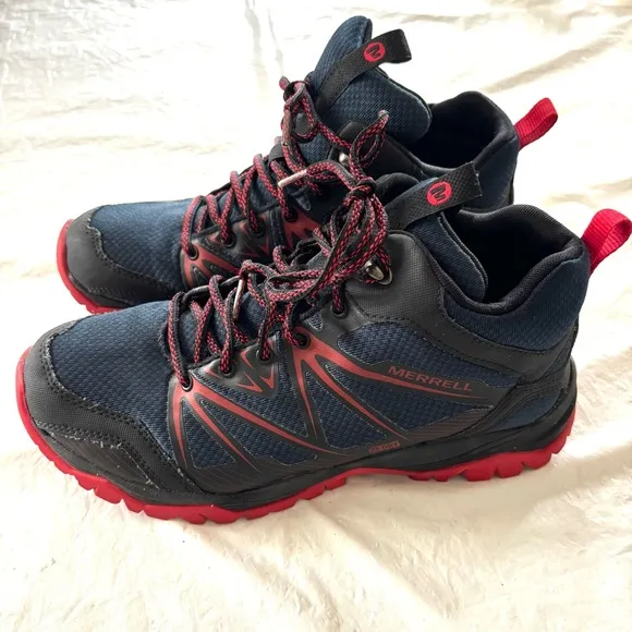 Merrell Men's Capra Rise Trail Athletic Shoes Black Navy Red. SZ 8 Worn 1X