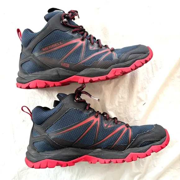 Merrell Men's Capra Rise Trail Athletic Shoes Black Navy Red. SZ 8 Worn 1X