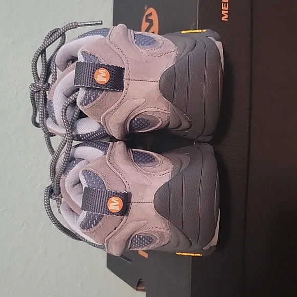 Merrell Moab 2 Vent 8.5 hiking shoes