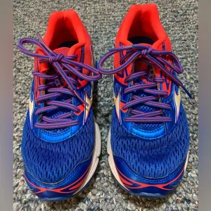 Mizuno Wave Inspire 13, NWOT, Size 7