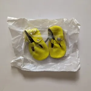 Mon Petit Shoes T-strap Flawed NIB size 3 bright yellow