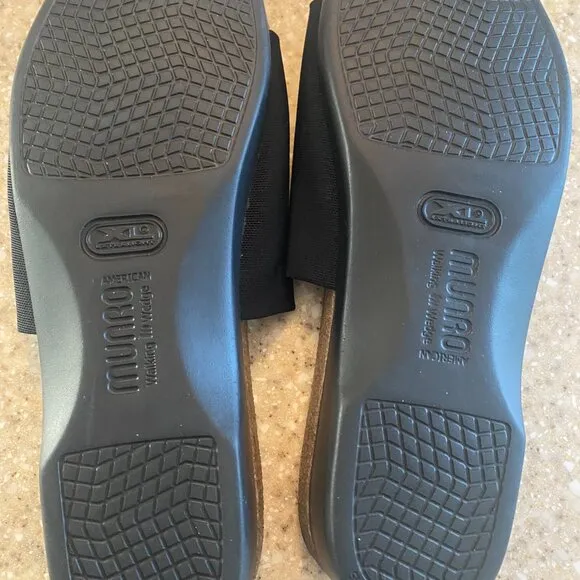 Munro Jody Women's Shoes Black 9.5 narrow walking wedge slip on sandal NEW