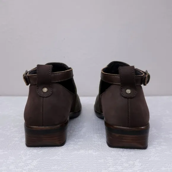 NAOT Kamsin Cut-Out Ankle Booties EU 38