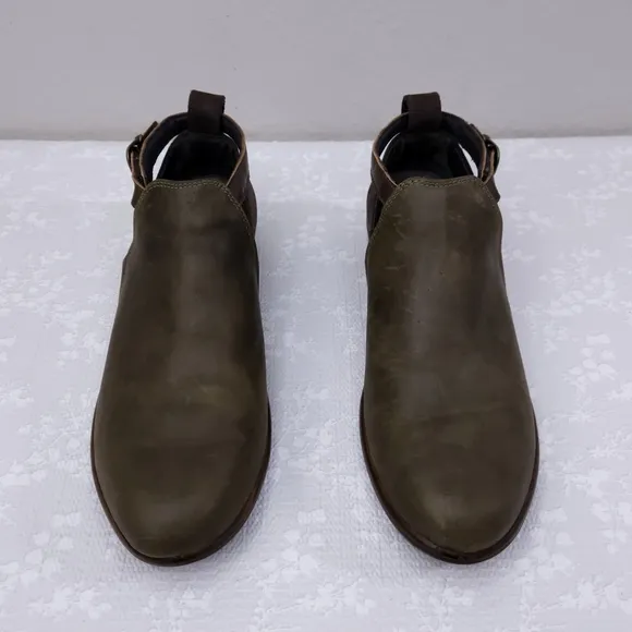 NAOT Kamsin Cut-Out Ankle Booties EU 38