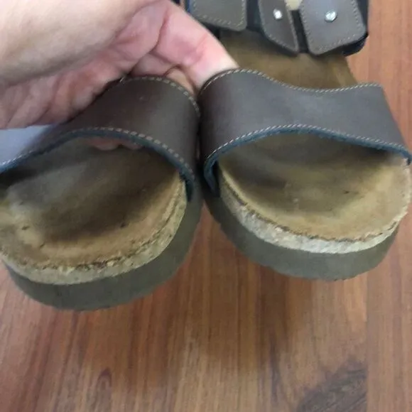 NAOT Made in Israel leather sandals, comfort shoes, slip on size 40 (9)￼
