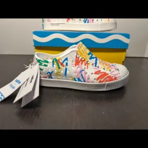 Native x Crayola Jefferson Print Scribble Multicolor Slip On WP Shoes Toddler C9