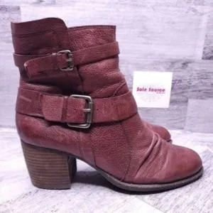 Naya Virtue Buckle Strap Leather Heeled Moto Boot Burgundy Red Women's sz 9