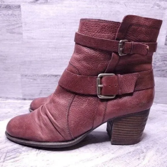 Naya Virtue Buckle Strap Leather Heeled Moto Boot Burgundy Red Women's sz 9