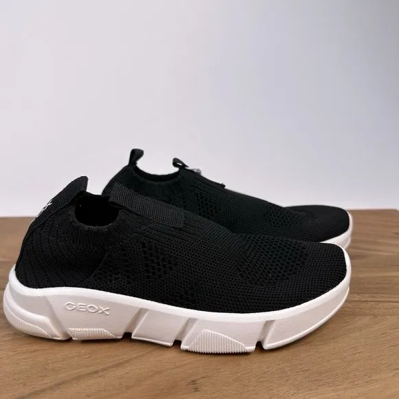 New $60 Little Kids Geox Black Comfort Sneakers Aril Slipon Shoes Size 11 C