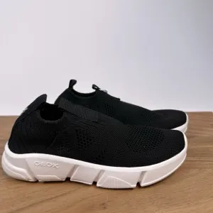 New $60 Little Kids Geox Black Comfort Sneakers Aril Slipon Shoes Size 11 C