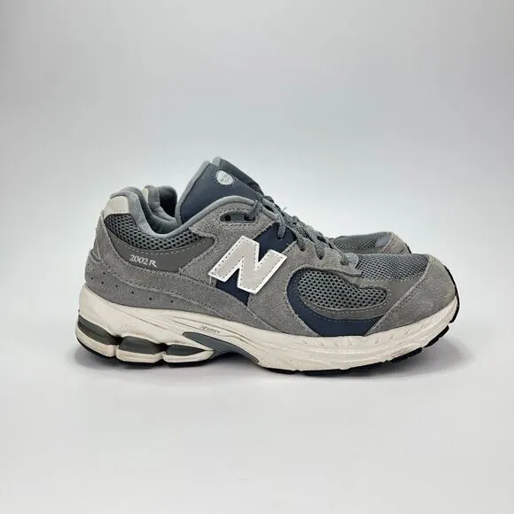 New Balance 2002 R Gray Comfort Running Shoes Sneaker GC2002ST Youth Size 5.5 M