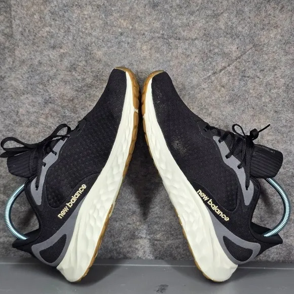 New‎ Balance Fresh Foam Arishi v4 Women's 10 Running Shoes Black WARISEK4