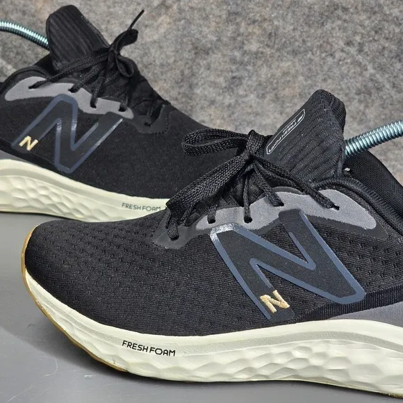 New‎ Balance Fresh Foam Arishi v4 Women's 10 Running Shoes Black WARISEK4