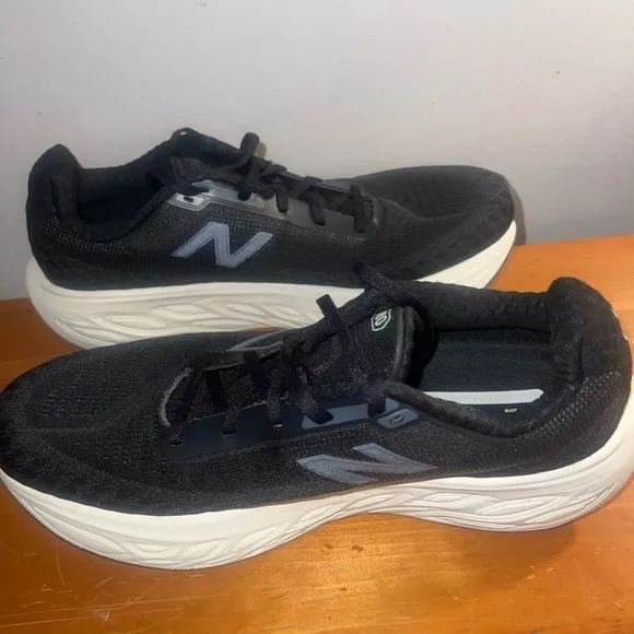 New Balance Fresh Foam X  Men Size 10 D (Wide) Running Shoes Black