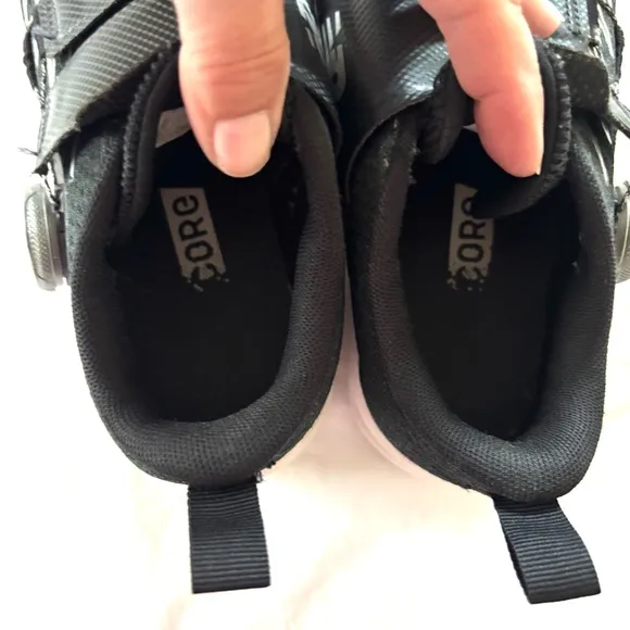 New Balance Kids FuelCore Reveal BOA® Shoes Black White SZ 4Y Worn 2X