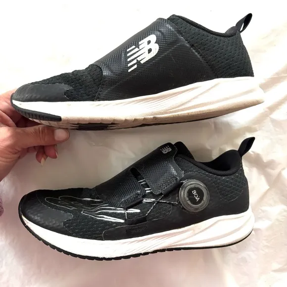 New Balance Kids FuelCore Reveal BOA® Shoes Black White SZ 4Y Worn 2X