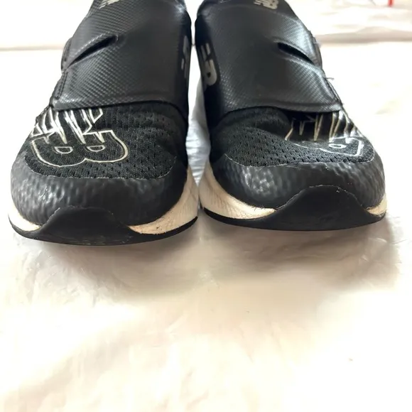 New Balance Kids FuelCore Reveal BOA® Shoes Black White SZ 4Y Worn 2X