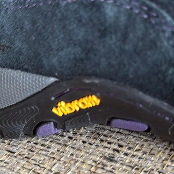 NEW Dansko walking shoes
