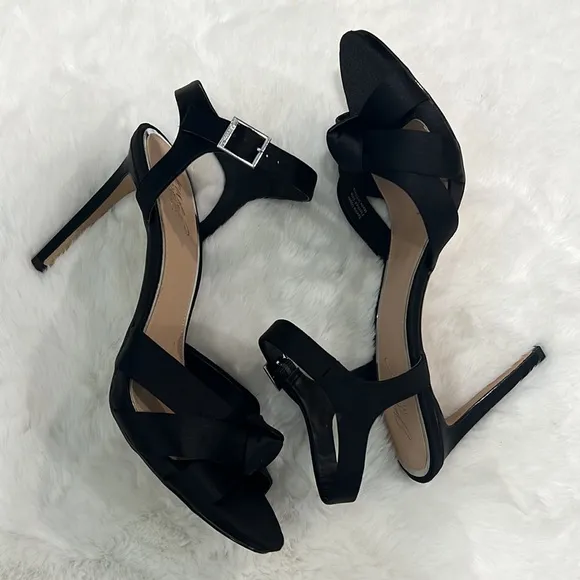 New Jewel by Badgley Mischka Rhonda Black Satin Heeled Sandal