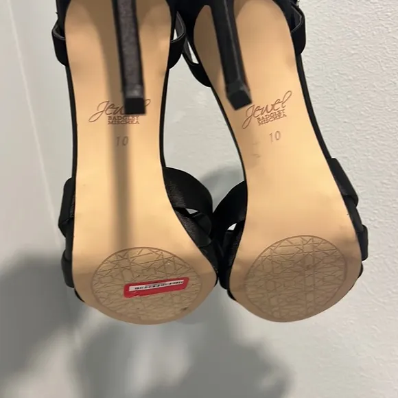 New Jewel by Badgley Mischka Rhonda Black Satin Heeled Sandal