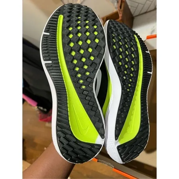 NEW MEN'S NIKE AIR WINFLO 10 RUNNING SHOES SIZE 8