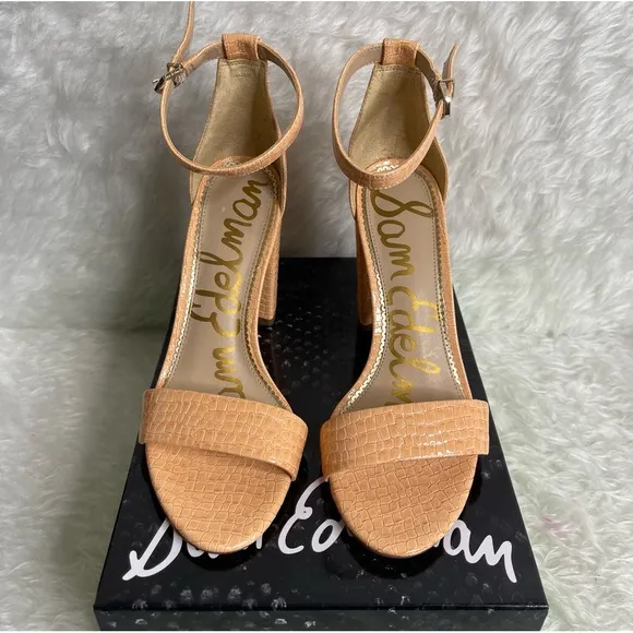 New Sam Edelman Yaro Ankle Strap Sandal in peach color size 7.5
