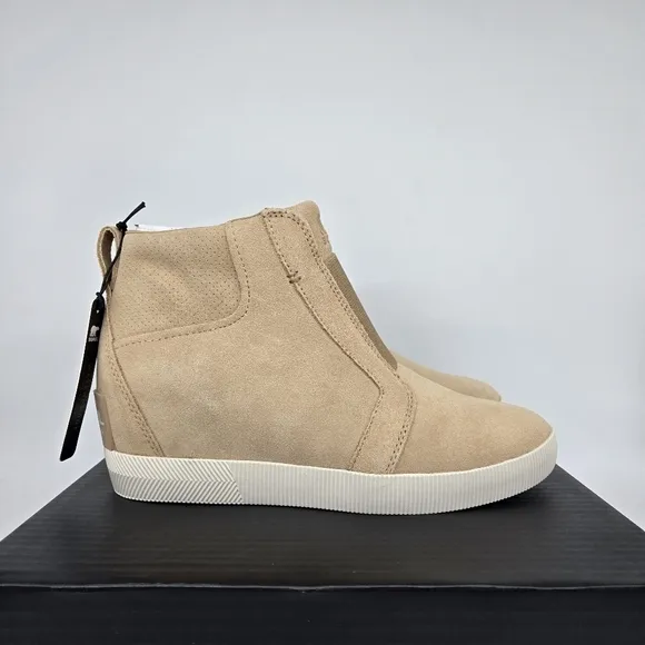 New Sorel Out N About™ Pull-On Wedge Boots Women's Shoes Size 8