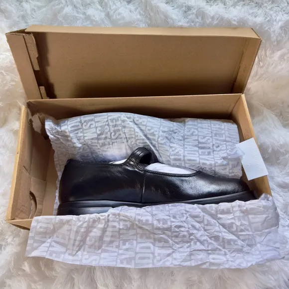 NEW Steve Madden Delancy Black Leather Mary Jane Shoes 8M