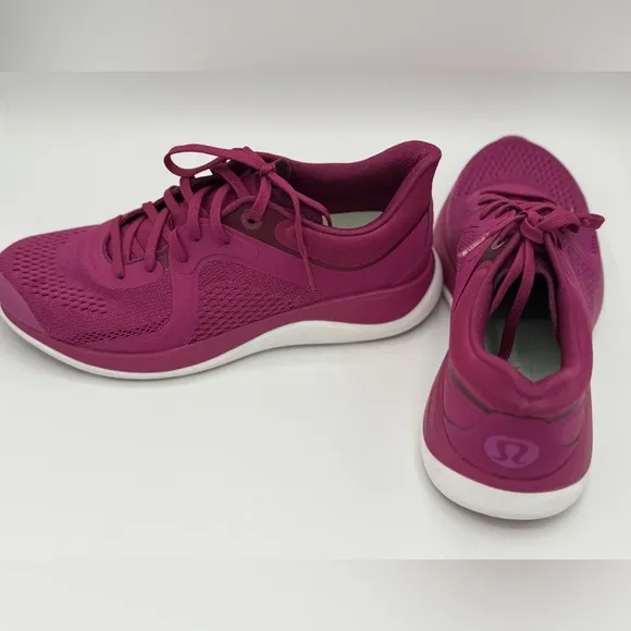NEW WITHOUT TAGS Lululemon Women's Chargefeel Purple Athletic Shoe—9