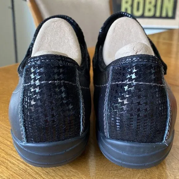 NEW  Wolky  shoes