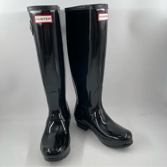 NIB! Hunter Women’s Original Tall Gloss Black Rain Boots - Size 5