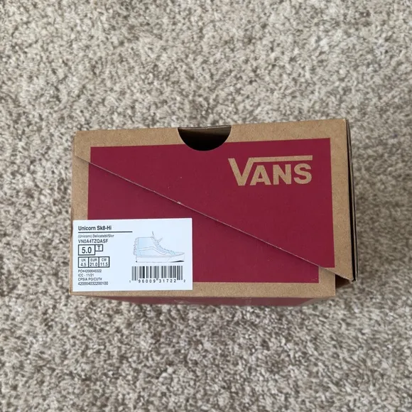 NIB NWT Vans toddler girl Baby blue Unicorn velcro SK8-HI shoes size 5