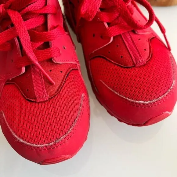 Nike Air Huarache Triple Red Run Girls Athletic Running Sneakers Shoes Size 1y