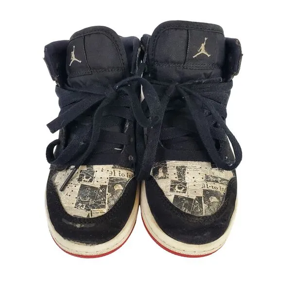 Nike Air Jordan 1 Mid SE Newspaper Air Times Boy's Youth 11C Black &amp; Red
