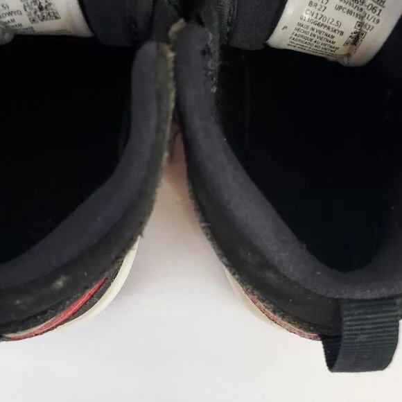 Nike Air Jordan 1 Mid SE Newspaper Air Times Boy's Youth 11C Black &amp; Red