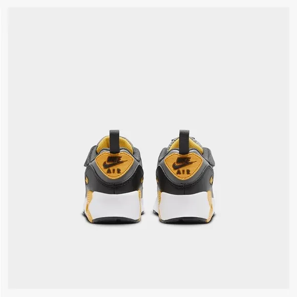 Nike Air Max 90 EasyOn Little Kids' Shoes 13