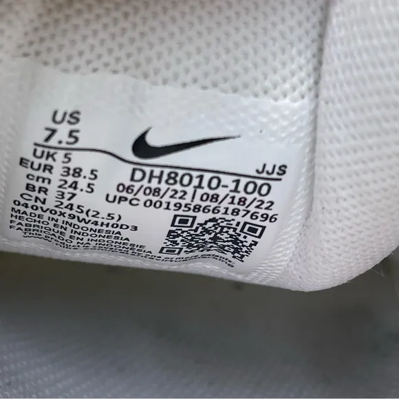 Nike Air Max 90 Shoes Casual White DH8010-100 Woman's Size 7.5