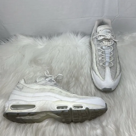 Nike Air Max 95 Men's Essential White and Gray Athletic Shoes Sz 14