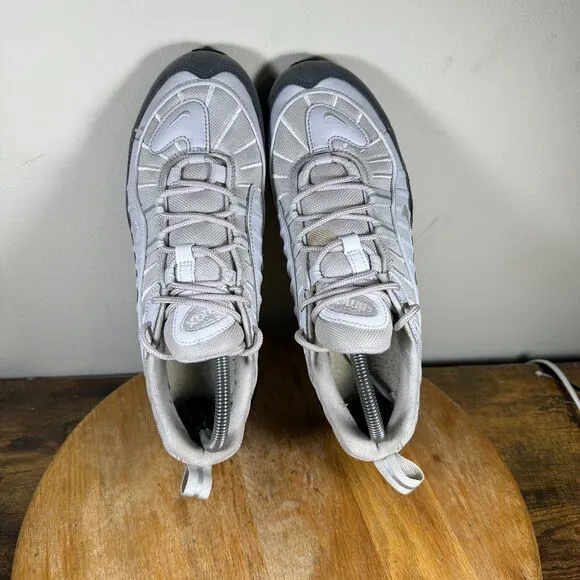 Nike Air Max 98 Vast Grey‎ Running Mens Size 8 Sneakers Shoes 640744-111