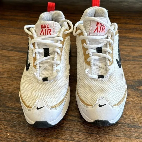 Nike Air Max AP 'White/Metallic Gold | Women's Low Top | Size 6.5