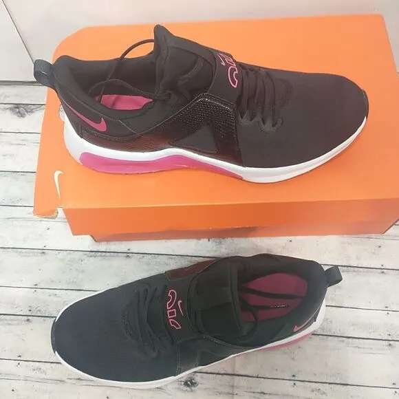Nike Air Max Bella TR 5 Running Shoes Women's SZ 11 Black Rush Pink DD9285-061.