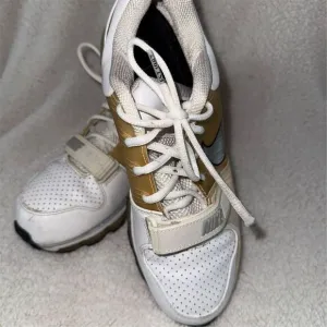 Nike‎ Air Max TR 1  Men's Low Top Sneakers Silver Size 7.5