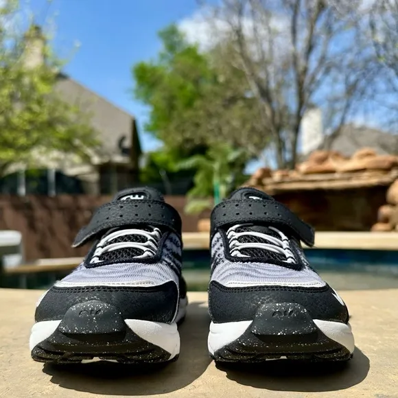 Nike Air Max TW Black &amp; White - Size 13C (DQ0297-001)