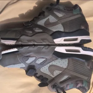NIKE AIR TRAINER 3 CAMO MEN'S SZ 13 EXCELLENT CONDITION w STRAPS 705726-300