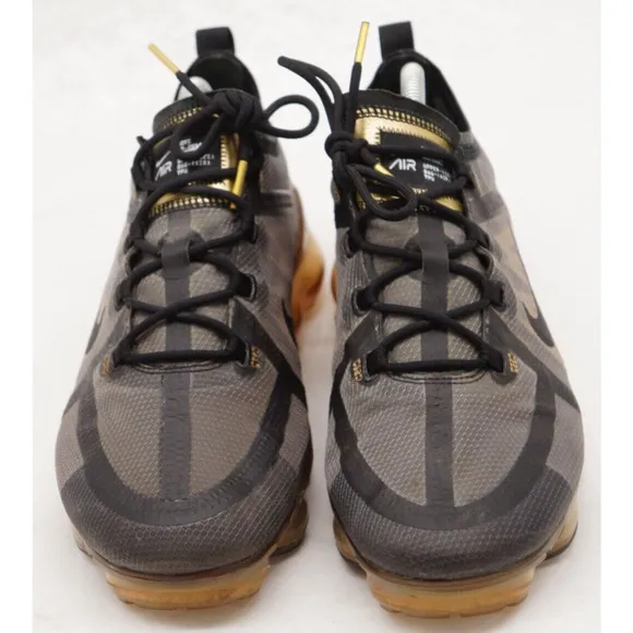 NIKE AIR VAPORMAX 2019 SHOES METALLIC GOLD FLYKNIT AR6631-002 Mens Size 9