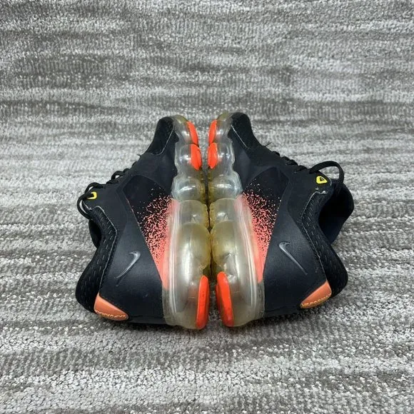 Nike Air Vapormax CS Shoes Youth Size 5 Black Total Crimson Running 917963-009