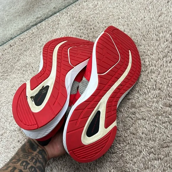 Nike Air Zoom 85 Chicago runners