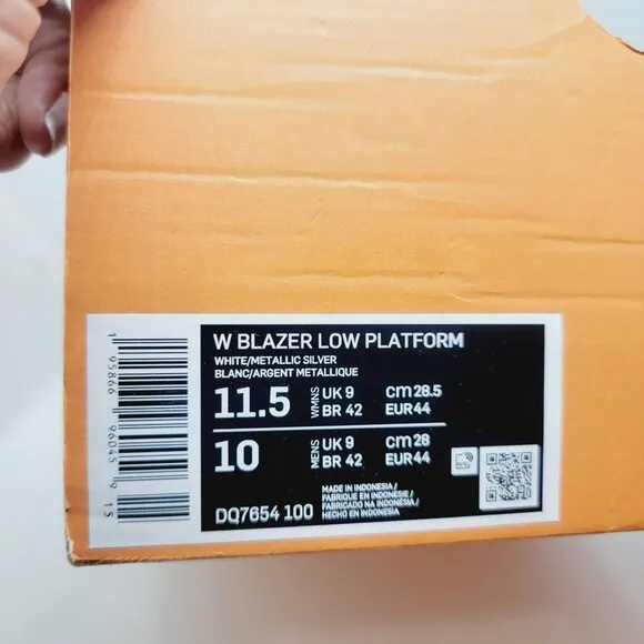 🤩Nike Blazer Low Platform Size 11.5 Women's Shoes White Silver DQ7654-100 New