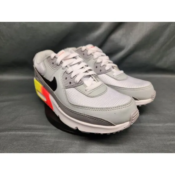 Nike Boys Air Max 90 (GS) Sneakers Gradient Cassette Edition Size 5 NEW IN BOX