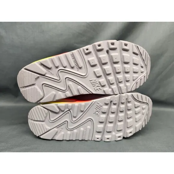 Nike Boys Air Max 90 (GS) Sneakers Gradient Cassette Edition Size 5 NEW IN BOX